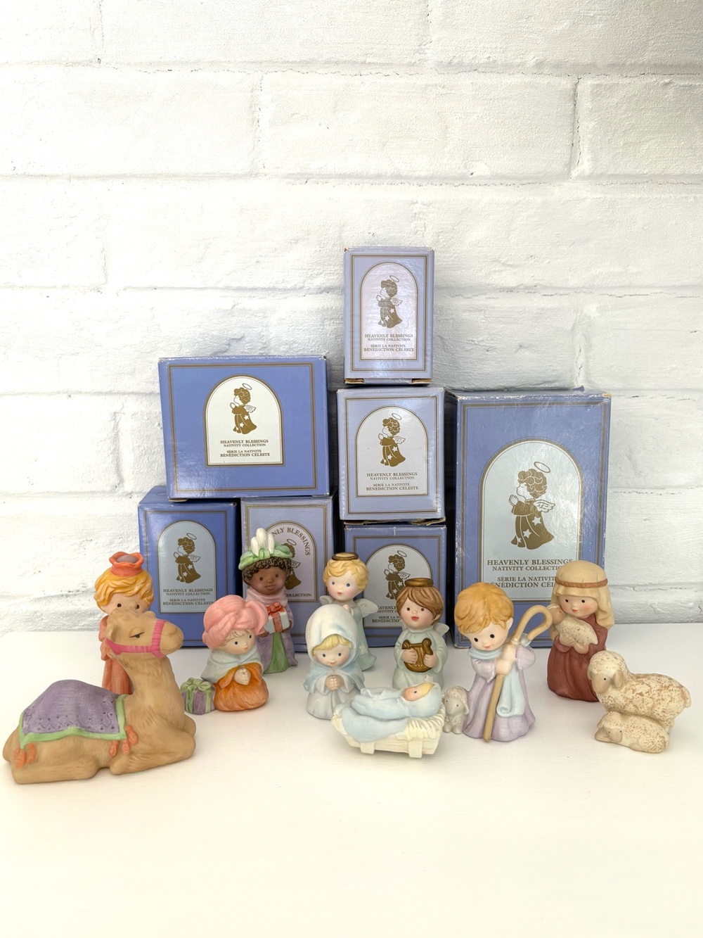Avon Heavenly Blessings Christmas Nativity 11 Pcs 1986 With Most Boxes Read